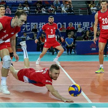 Official Peak volleyball jersey and shorts of Serbia in red with print-1