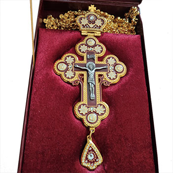 Gold plated chest cross in the box-1