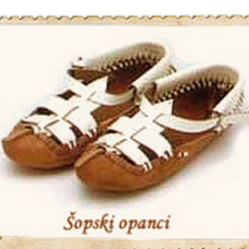 Sop opanci (folk shoes)