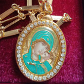 Gilded medallion necklace Madonna - turquoise