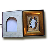 Pozlaćena ikona Isusa Hrista u kutiji, cela figura